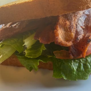 BLT bacon, lettuce and tomatoes with one side